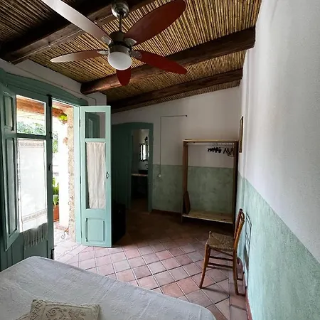 Graziosa Stanza Campidanese Su Terzu Oristano