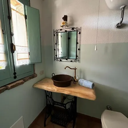 Graziosa Stanza Campidanese Su Terzu Casa rural
