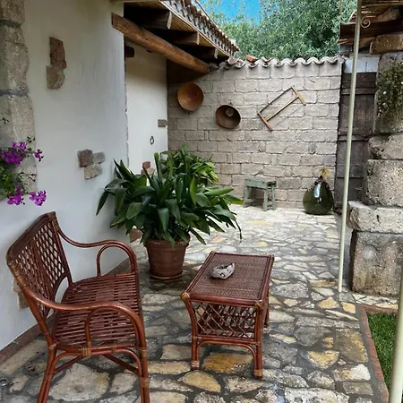 Graziosa Stanza Campidanese Su Terzu *